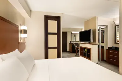 Photo 4 - Hyatt Place Baltimore/Owings Mills