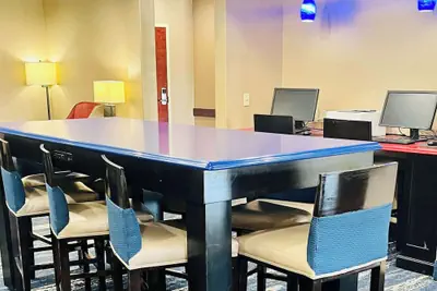 Photo 4 - Comfort Inn & Suites Jackson North