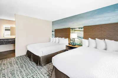 Photo 5 - AmericInn by Wyndham Duluth South Black Woods Event Center