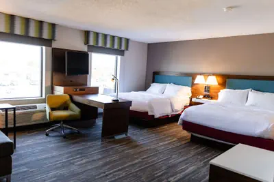 Photo 5 - Hampton Inn & Suites Scottsbluff Conference Center