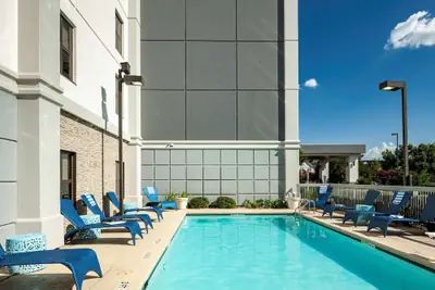 Photo 2 - Hampton Inn Austin-Round Rock