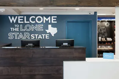 Photo 3 - Hampton Inn Austin-Round Rock