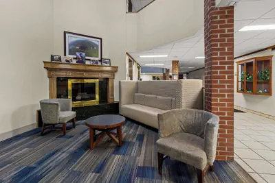 Photo 3 - Quality Inn & Suites Altoona