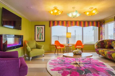Photo 4 - Clarion Inn & Suites Evansville Eastland Area