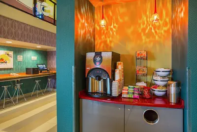 Photo 5 - Clarion Inn & Suites Evansville Eastland Area