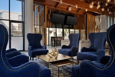 Photo 3 - DoubleTree by Hilton Gainesville