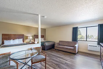 Photo 4 - Sutter Inn