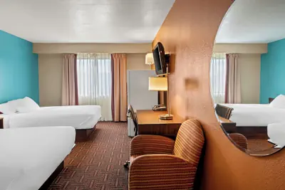 Photo 4 - Rodeway Inn Effingham North