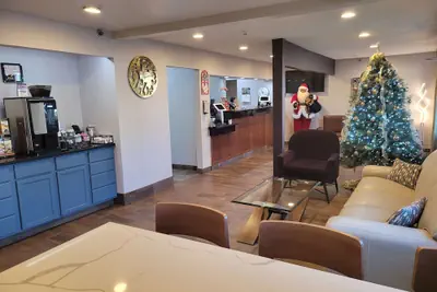 Photo 4 - Best Western Plus Altoona Inn