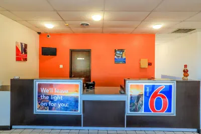 Photo 3 - Motel 6 Longview, TX - North