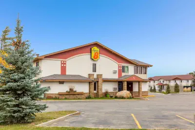 Photo 2 - Super 8 by Wyndham Bemidji MN
