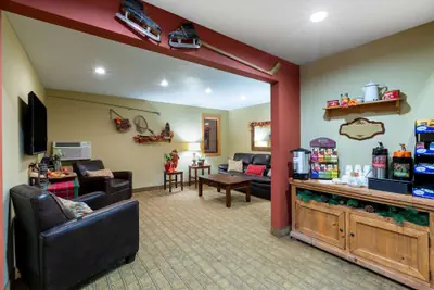 Photo 4 - Super 8 by Wyndham Bemidji MN