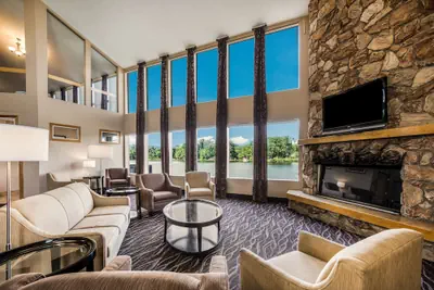 Photo 4 - Best Western Indian Oak