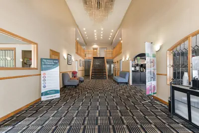 Photo 3 - Quality Inn & Suites Portage Central