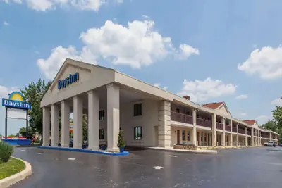 Photo 2 - Days Inn by Wyndham Wilmington/Brandywine