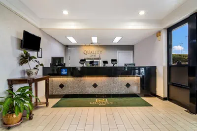 Photo 3 - Quality Inn Marietta near Dobbins ARB