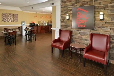 Photo 3 - Red Roof Inn Dalton
