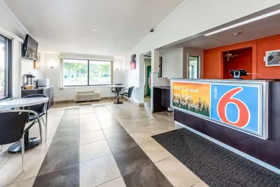 Photo 3 - Motel 6 Mansfield, OH