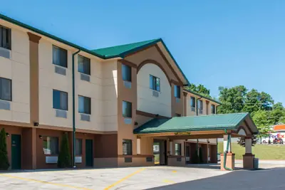 Photo 2 - Quality Inn Meadville