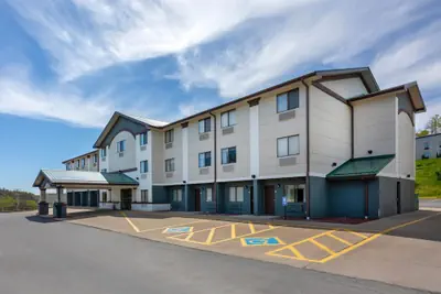 Photo 2 - Quality Inn Meadville