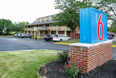 Photo 2 - Motel 6 - Dayton, OH