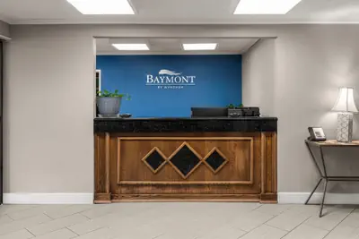 Photo 4 - Baymont by Wyndham Columbia, MO