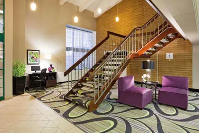 Photo 5 - La Quinta Inn by Wyndham Oshkosh