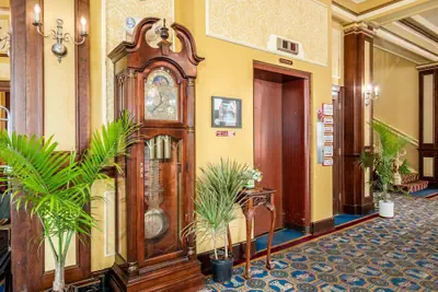 Photo 4 - The Lafayette A grand Riverboat Era Hotel