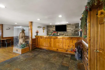Photo 4 - Super 8 by Wyndham Jackson Hole