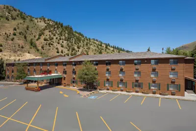 Photo 2 - Super 8 by Wyndham Jackson Hole