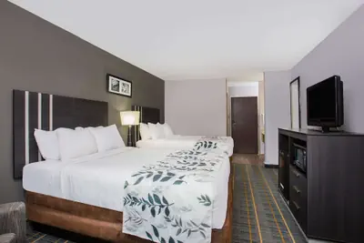 Photo 4 - Baymont by Wyndham Lancaster