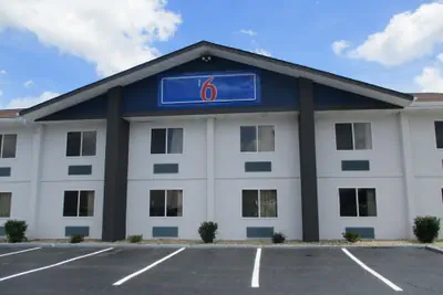 Photo 2 - Motel 6 Chattanooga, TN - Airport