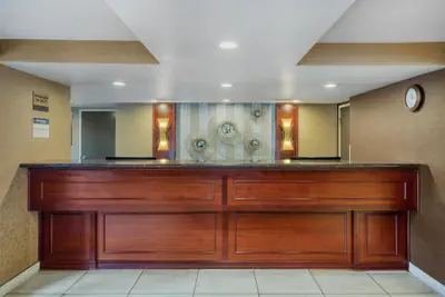 Photo 3 - Best Western Alderwood