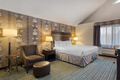 Photo 2 - Best Western Alderwood