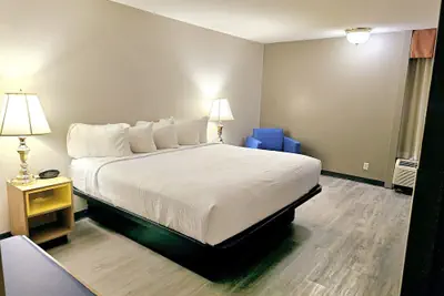 Photo 4 - Days Inn by Wyndham Rolla