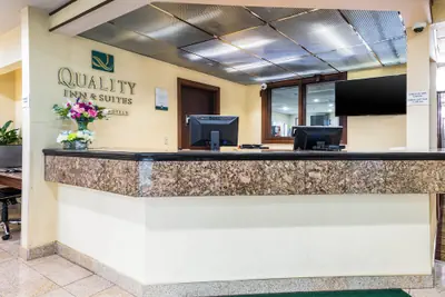 Photo 3 - Quality Inn & Suites Lacey Olympia