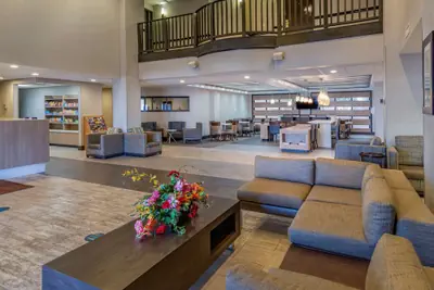 Photo 2 - Comfort Suites Alpharetta/Roswell - Atlanta Area