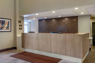 Photo 3 - Comfort Suites Alpharetta/Roswell - Atlanta Area