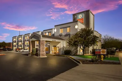 Photo 2 - SureStay Plus by Best Western Mesa Superstition Springs