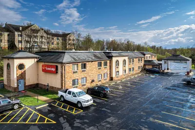 Photo 2 - Econo Lodge Cleveland Southeast - Kent