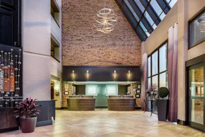 Photo 2 - DoubleTree by Hilton Hotel Johnson City