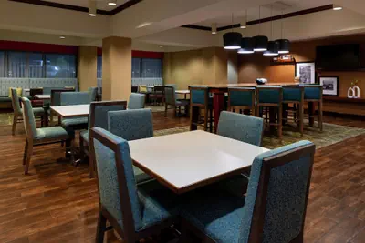 Photo 3 - Hampton Inn Greensboro-Airport