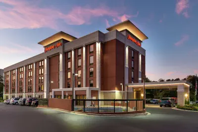 Photo 2 - Hampton Inn Greensboro-Airport