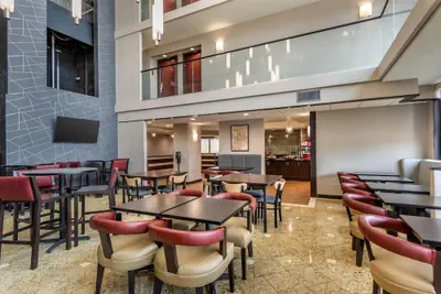 Photo 4 - Drury Inn & Suites Atlanta Morrow