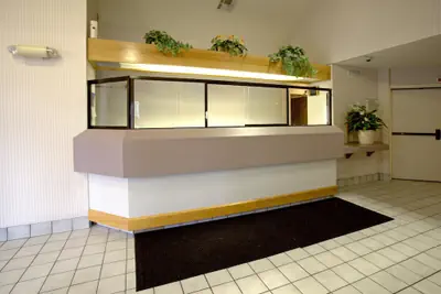 Photo 2 - Americas Best Value Inn Addison Dallas