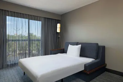 Photo 5 - Courtyard by Marriott Austin The Domain Area