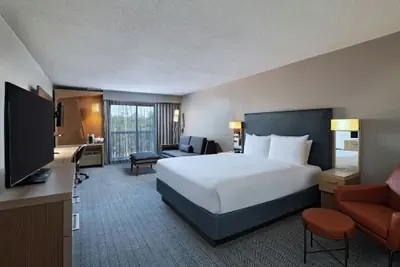Photo 2 - Courtyard by Marriott Austin The Domain Area