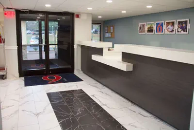 Photo 3 - Motel 6 Suwanee, GA - Gwinnett Center