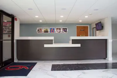 Photo 2 - Motel 6 Suwanee, GA - Gwinnett Center