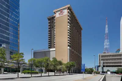 Photo 2 - Crowne Plaza Dallas Downtown by IHG